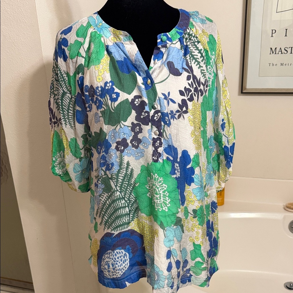 Umgee Floral Split-Neck Blouse in Green, Blue & White